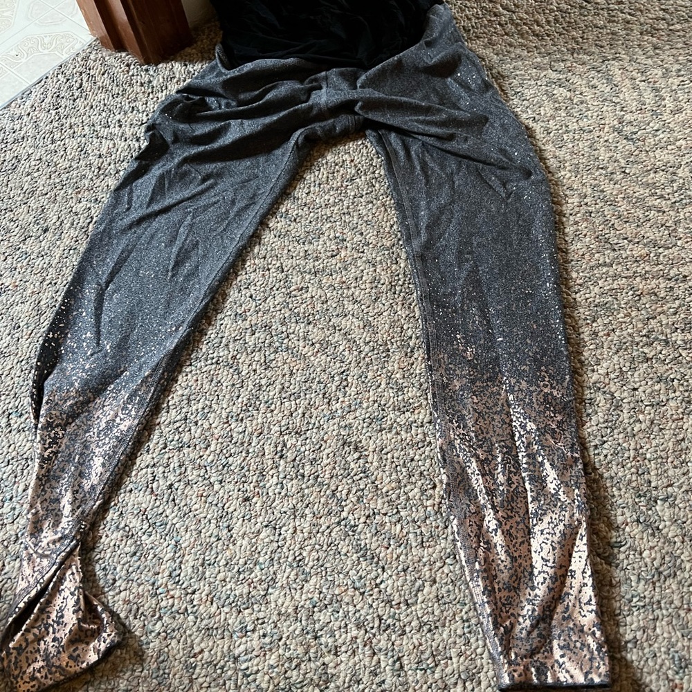 Beyond Yoga Rose Gold Maternity Leggings